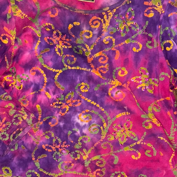 Vintage Takes Two embroidered top - Picture 2 of 6